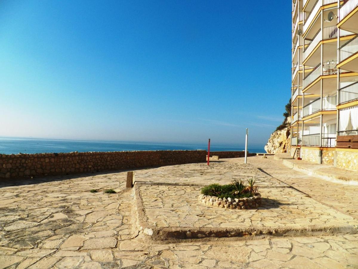 Apartment With Direct Access To The Sea Salou Ngoại thất bức ảnh